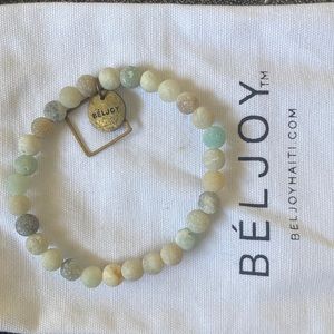 Beljoy stretch beaded bracelet